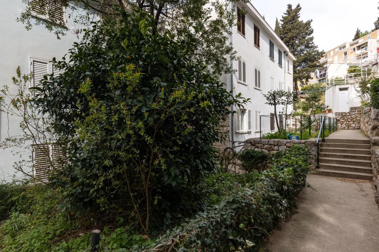 Adriatic Charm: Coastal Heaven Of Dubrovnik Apartment Exterior photo